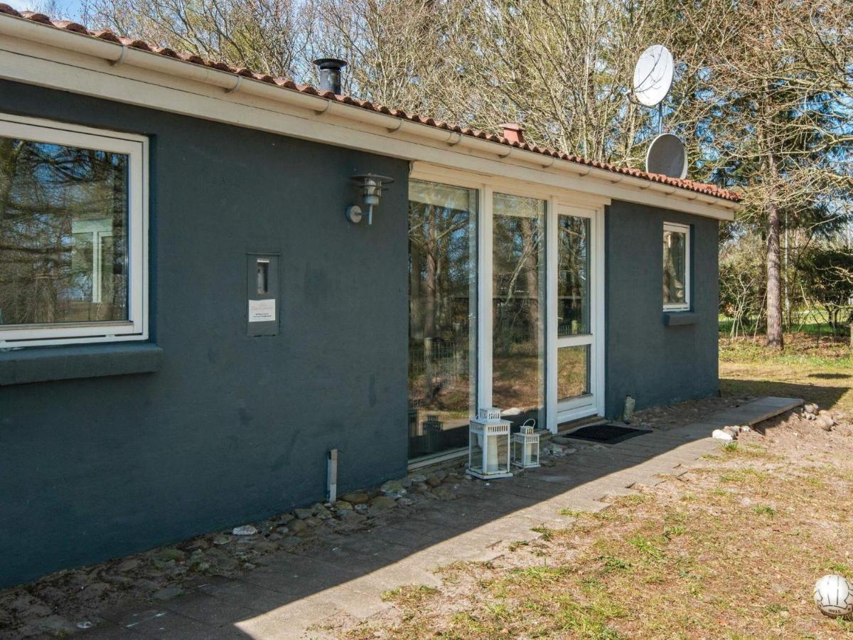 8 Person Holiday Home In Rsted Kare Екстер'єр фото